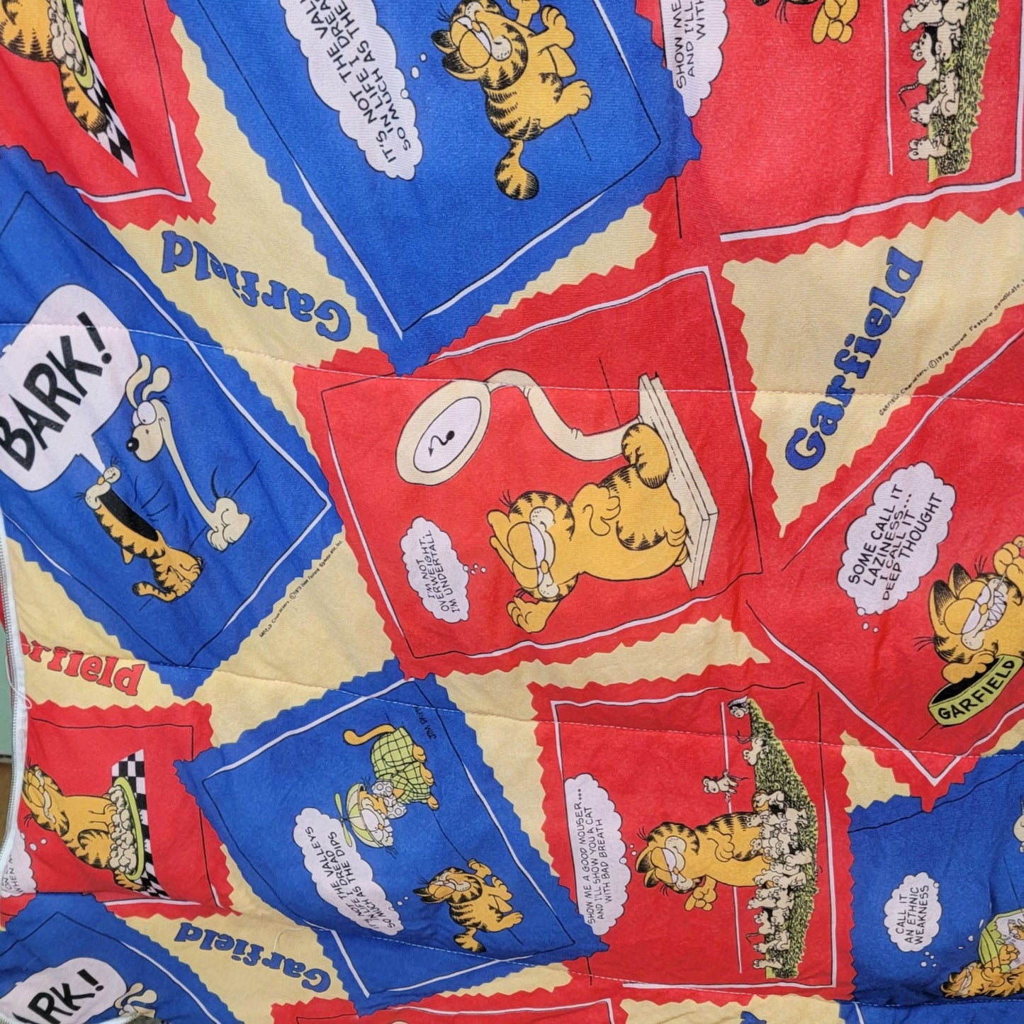 Garfield Rare Vintage 1978 Sleeping Bag Jim Davis 70s Blanket Comforter 68 x 32