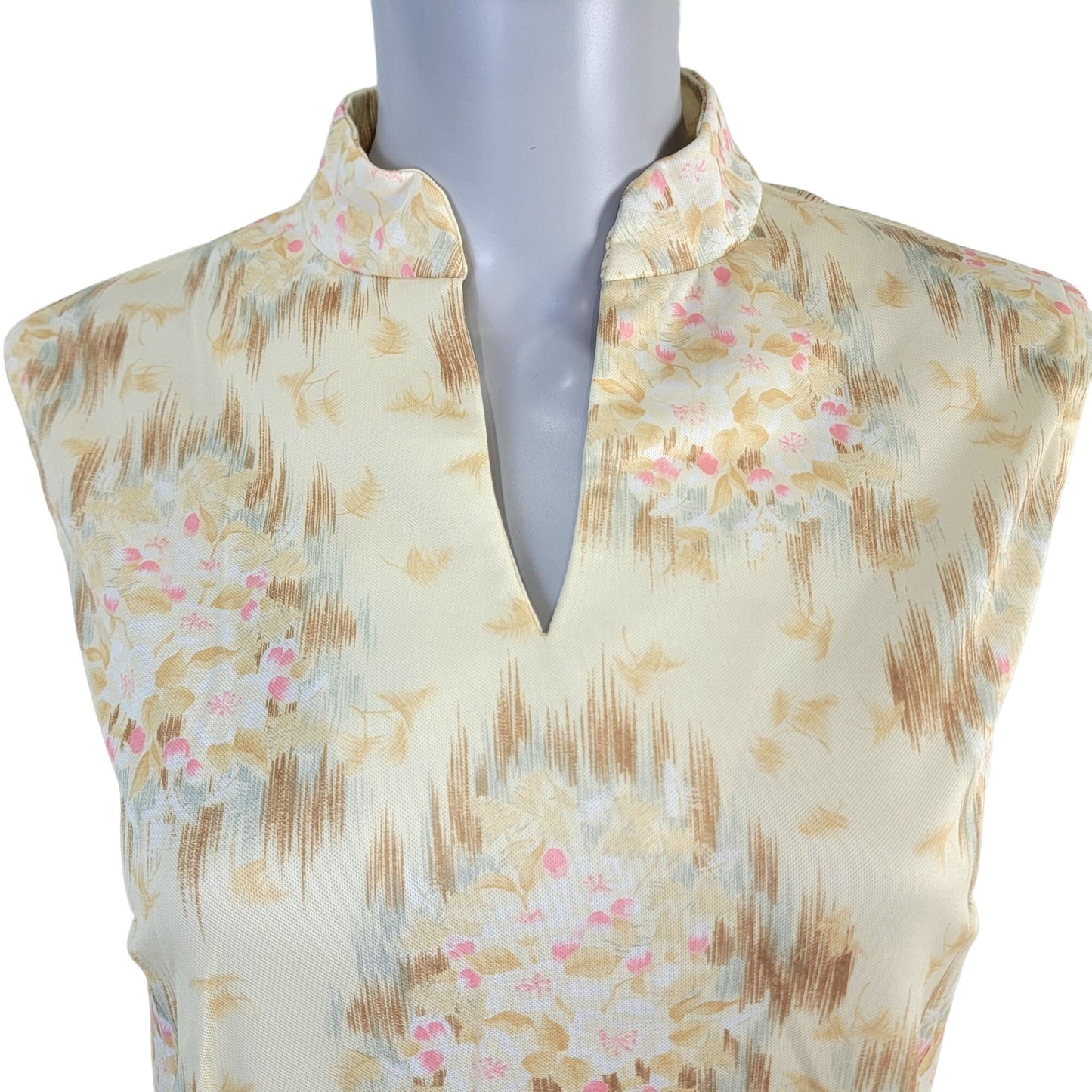 Vintage 70s Floral Tank Top Women 14 XL Beige Pink Sleeveless Shirt