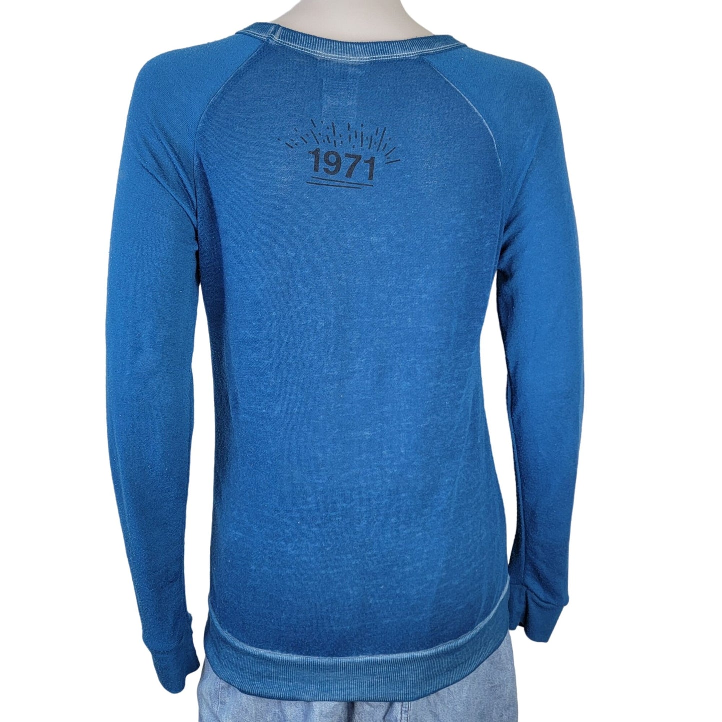 Walt Disney World Vintage Sweatshirt Women XS Blue Top Retro