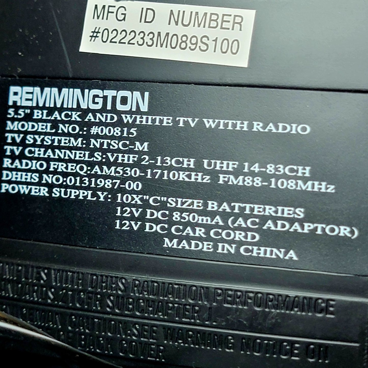 Remmington Vintage 2002 Portable Television 5.5 inch Black TV Radio Electronic