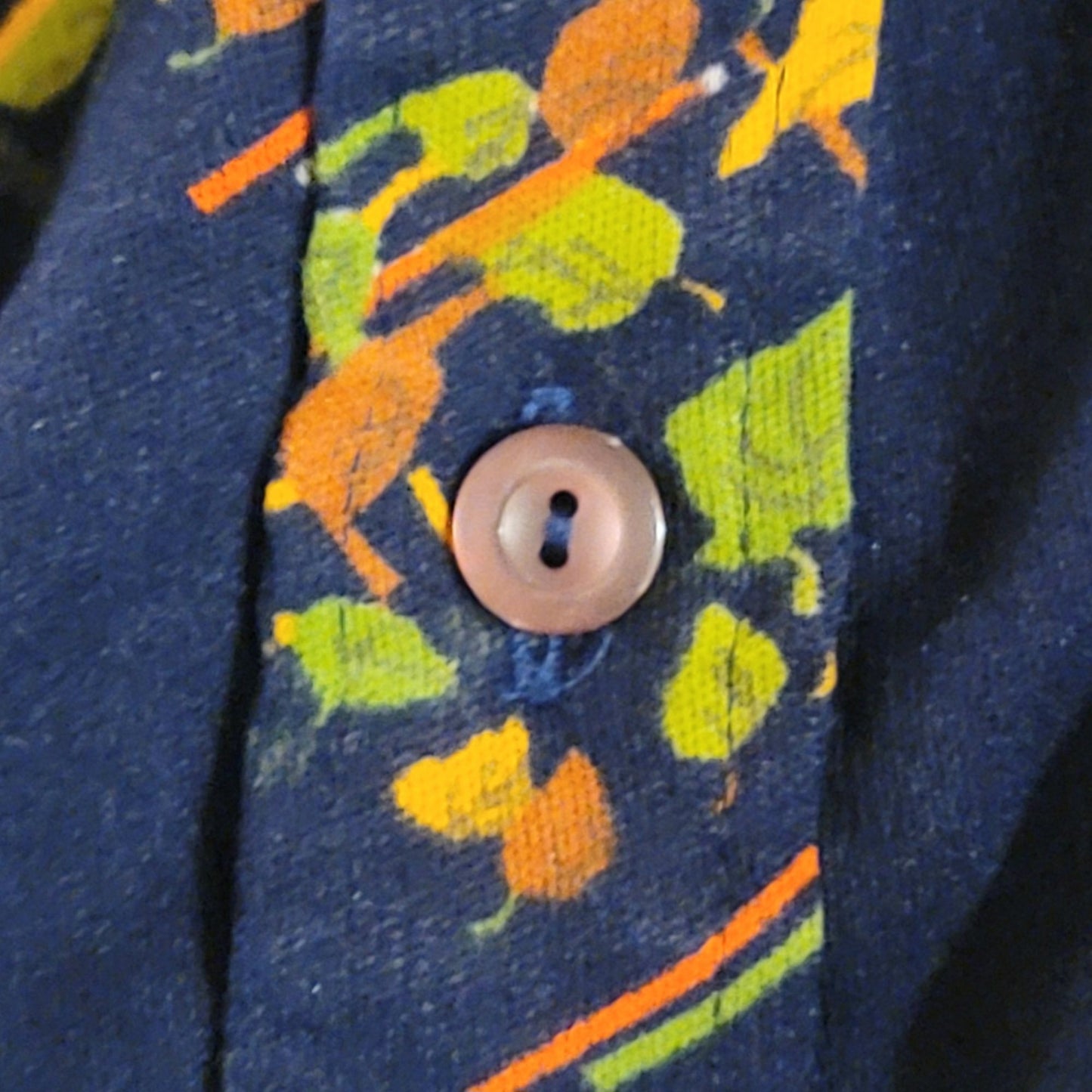 Vintage 70s Floral Blouse Shirt Women Medium Blue Green Point Collar Button Top