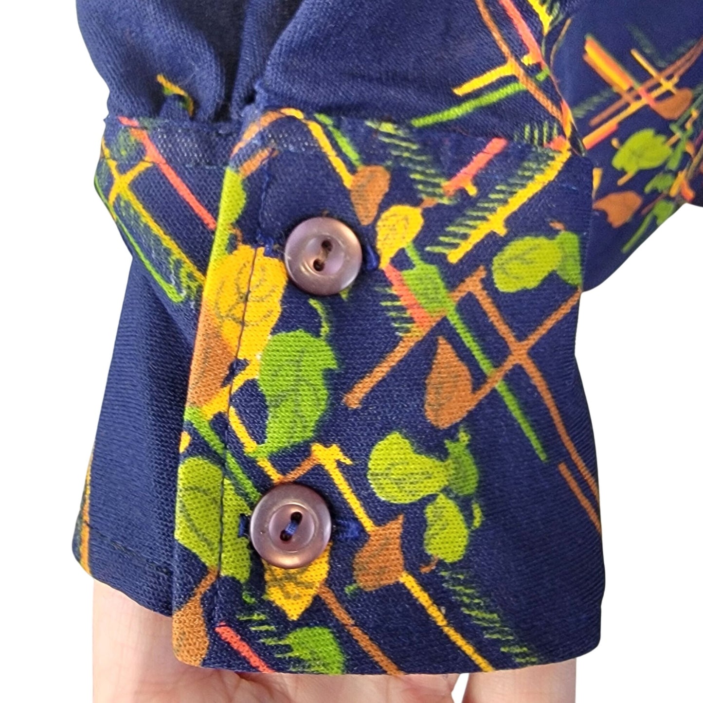 Vintage 70s Floral Blouse Shirt Women Medium Blue Green Point Collar Button Top