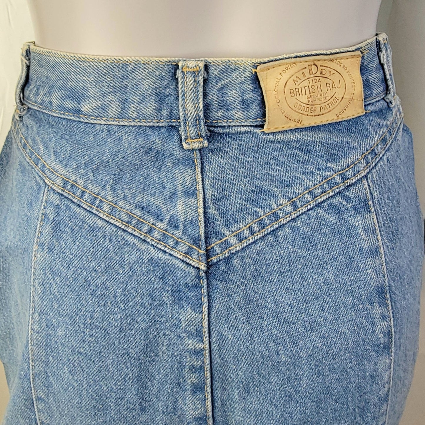Vintage 80s Denim Mini Skirt Women Small 4 Light Wash Casual High Rise Blue Jean