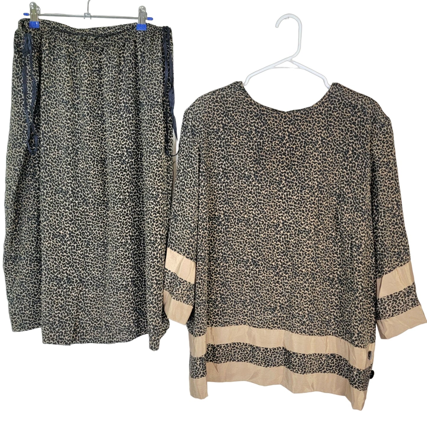 Vintage 70s Animal Print Set Women Plus 22 Black Gold Blouse Top Skirt