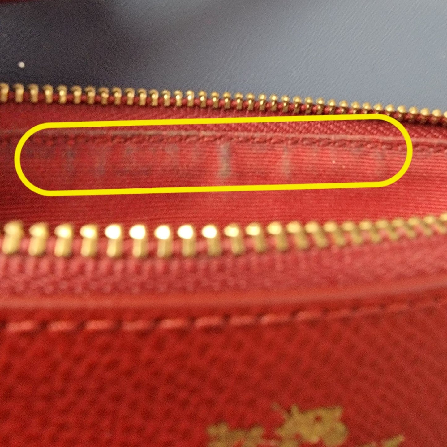Coach Small Leather Wristlet Bag Corner Zip Purse Red Gold Logo Women Clutch Fun